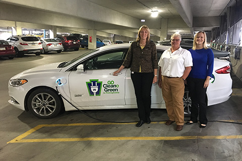 Electric and Hybrid Vehicle Charging Stations at Harrisburg’s 5th Street Parking Garage